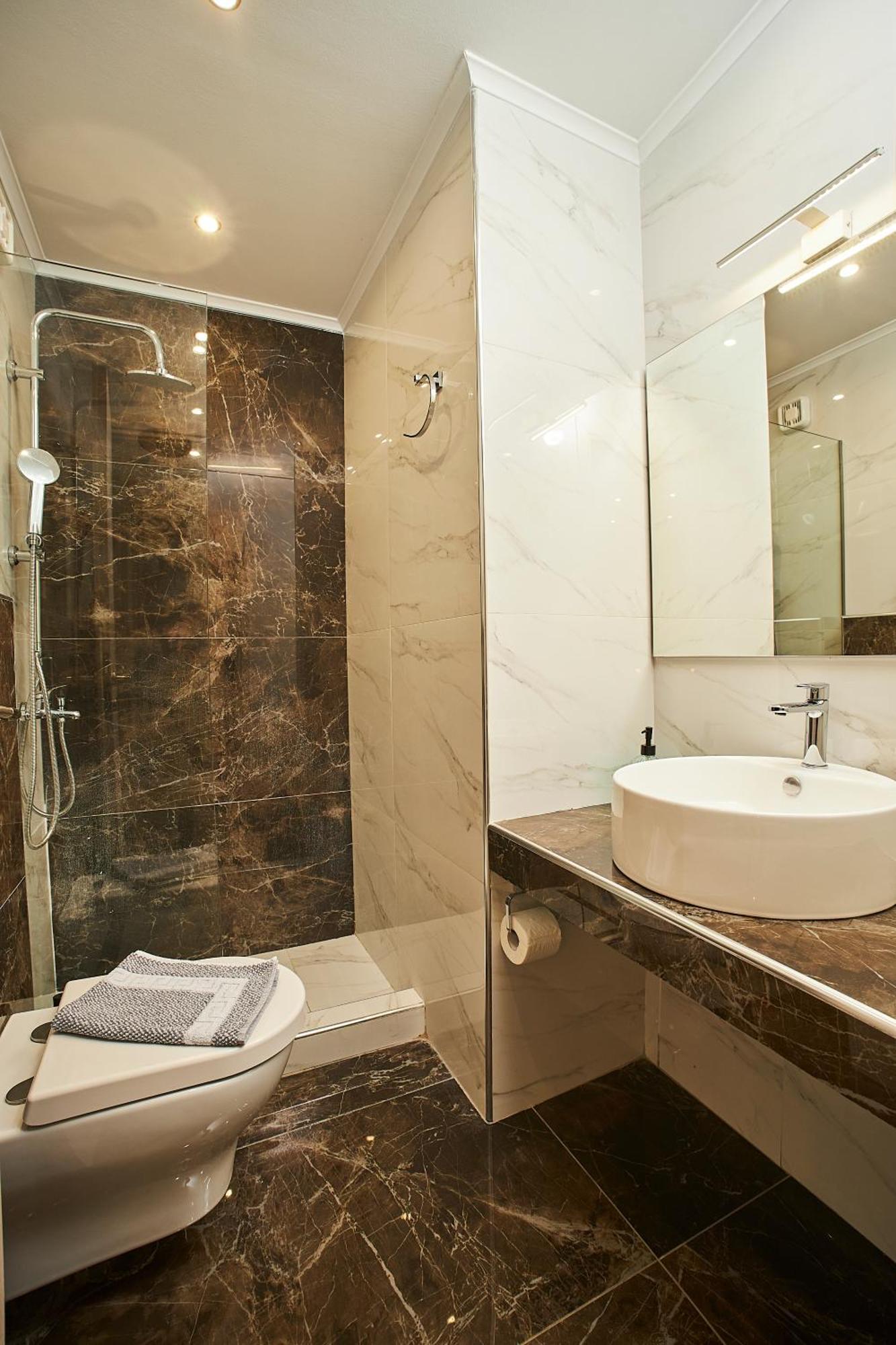 Marble Shine Apartment Near The City Center By Binobi! Tessalónica Exterior foto